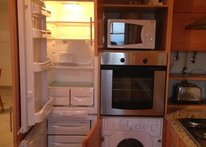 Spacious 2 Bedroom 2 Bathroom In Albufeira