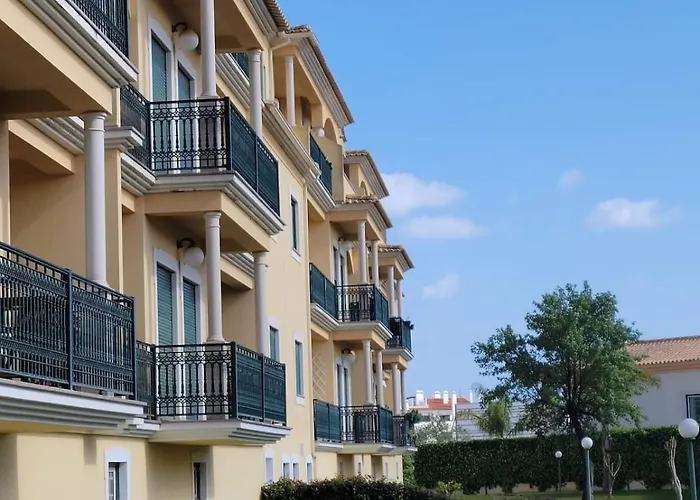 Spacious 2 Bedroom 2 Bathroom In *