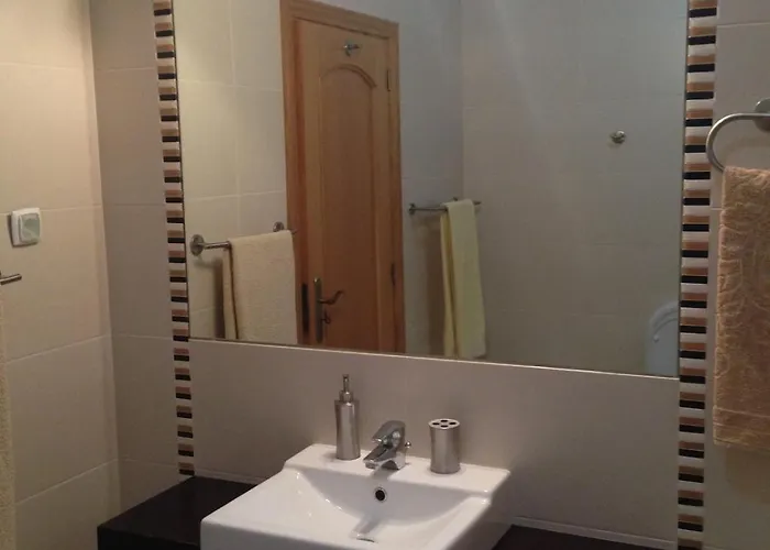 Spacious 2 Bedroom 2 Bathroom In Apartment Albufeira