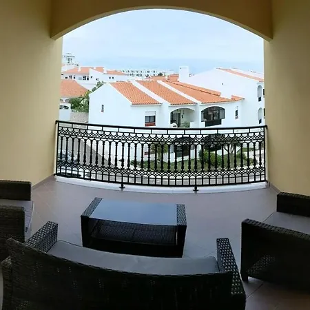 Apartment Spacious 2 Bedroom 2 Bathroom In *