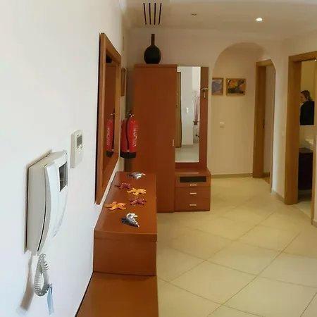 Διαμέρισμα Spacious 2 Bedroom 2 Bathroom In *